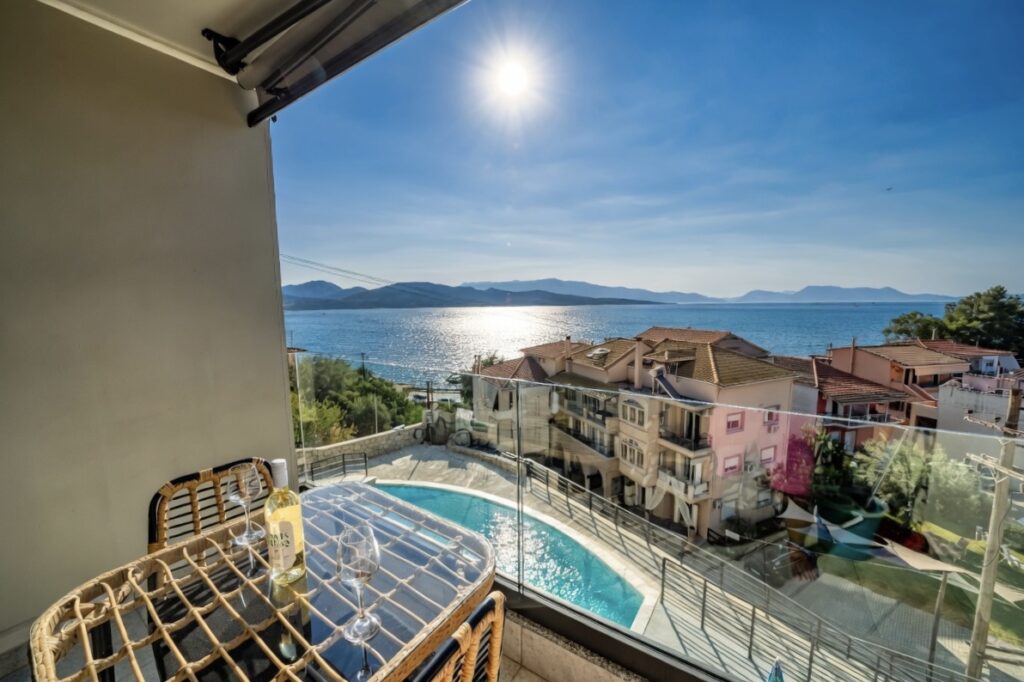 OCEAN APARTMENT IN NIKIANA WITH SEA VIEW AND POOL